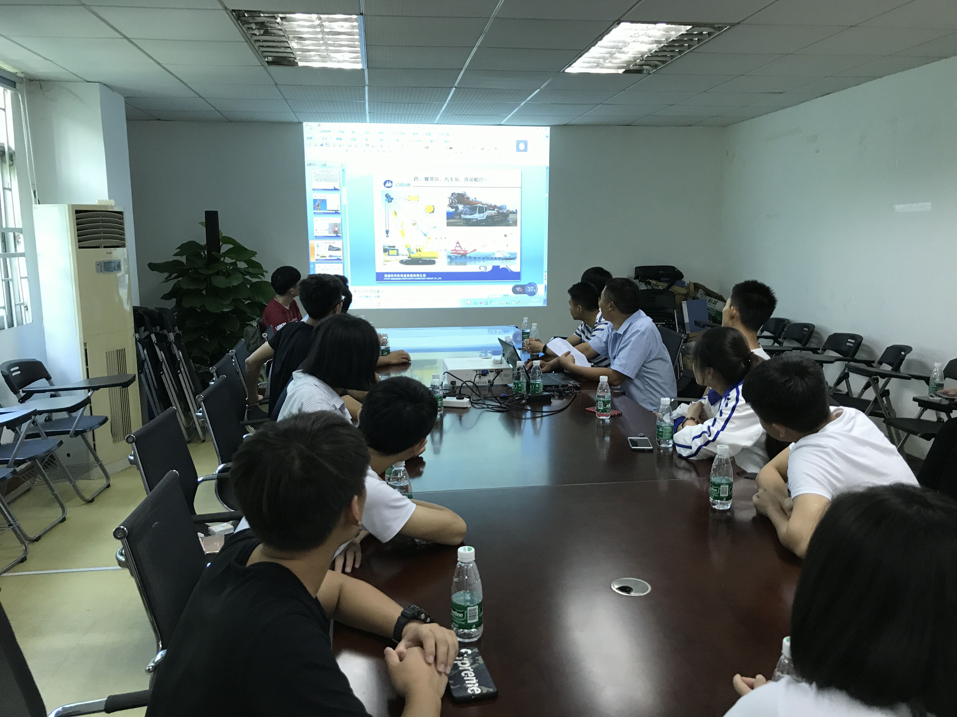 九江职业技术学院首批“心?港湾”人才工程奖学金获奖学生来港湾工程公司参加暑期实习